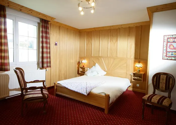 La Cerisaie Nocleg ze śniadaniem 3*